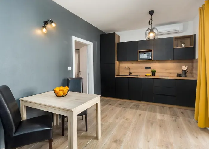 Radovan 1 * 포레치