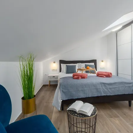 Apartment Apartments Residence Radovan 1 Porec
